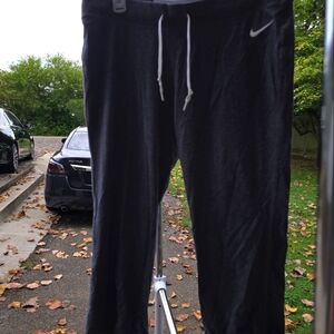 Nike crop pants